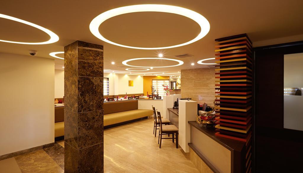 Golden Fruits Business Suites Chennai Room photo